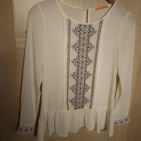Lulumarie Womens Cream Silky Long Sleeve Boho Embroidered Ruffle Blouse Small - Picture 3 of 7